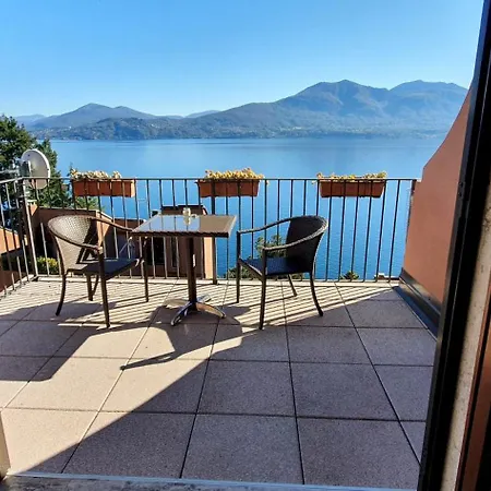 Great With Amazing View Of Lago Maggiore